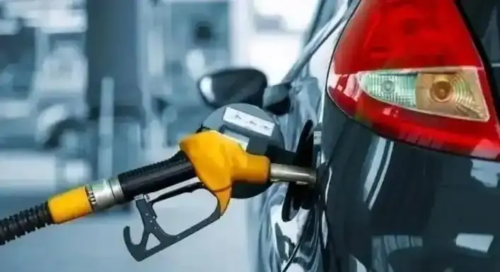 网页炸金花-油车降费电车缴费，2026年公路税费大改，你的车一年到底亏没亏？