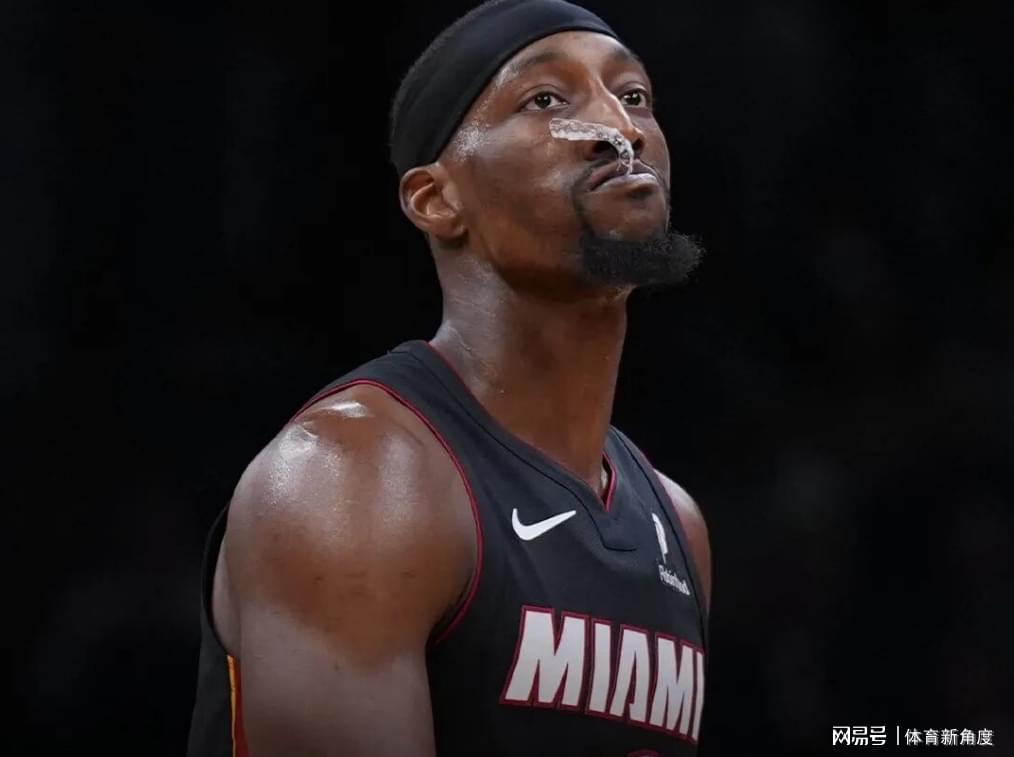 休闲炸金花-45罚球！104分，热巴再破4项历史记录！批发吗！